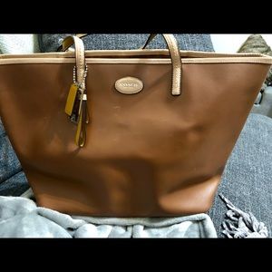 Coach tote bag
